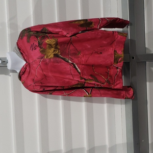 Pink fuchsia camophlage pullover‎ hoodie size Medium